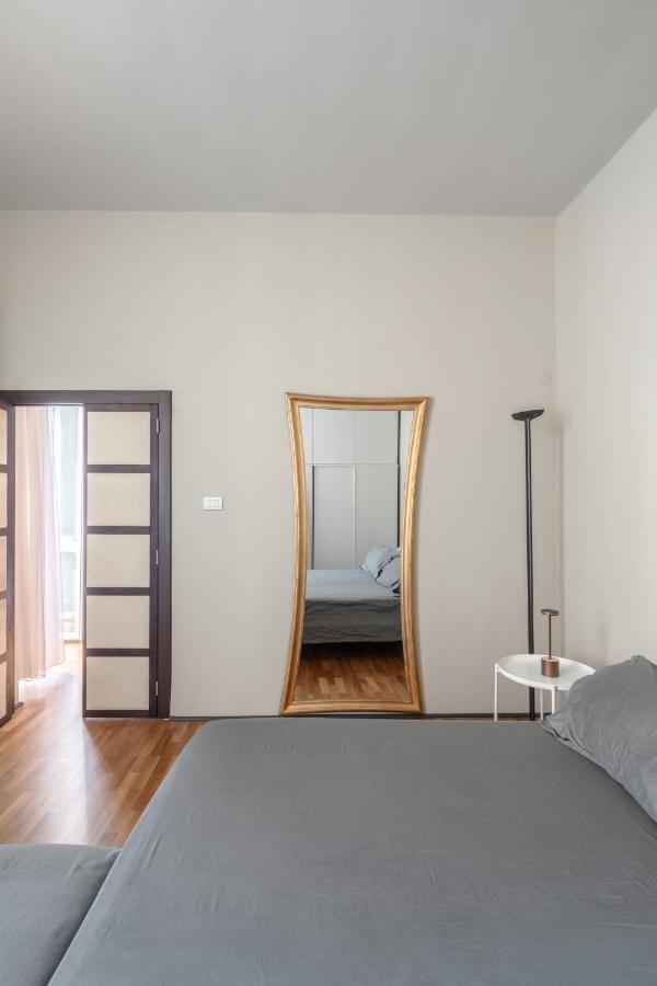 Fontanella Borghese Elegant & Beautiful Apartment Roma Exterior foto