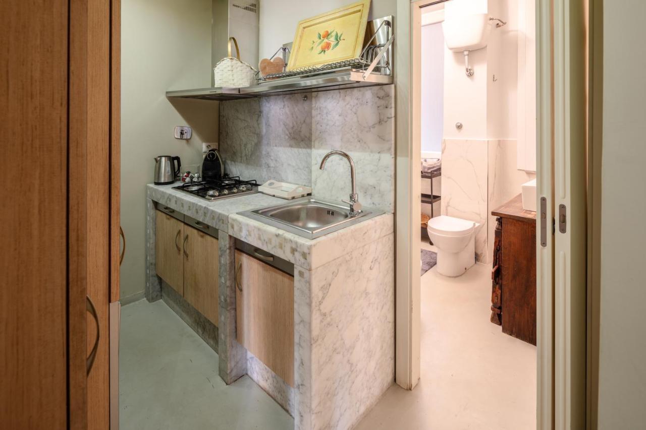 Fontanella Borghese Elegant & Beautiful Apartment Roma Exterior foto